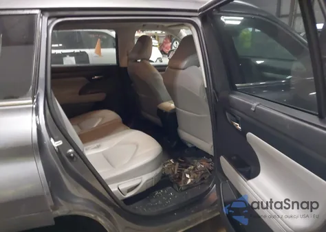 2021 Toyota Highlander Xle from USA, damaged, VIN 5TDGZRBHXMS081359